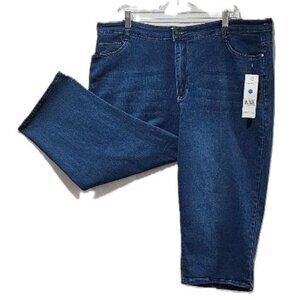 New JUST BE MEDIUM WASH BLUE STRETCH COTTON DENIM ZIPPER CAPRIS  1X – 2X  SPRING